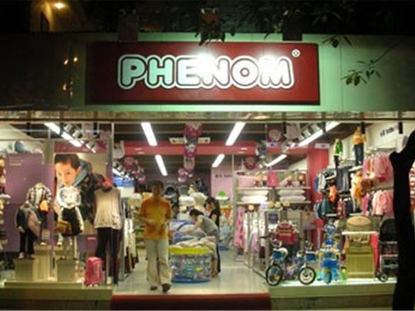 小丰龙童装店铺展示