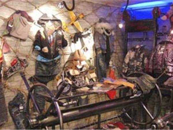 超级顽童童装店铺展示
