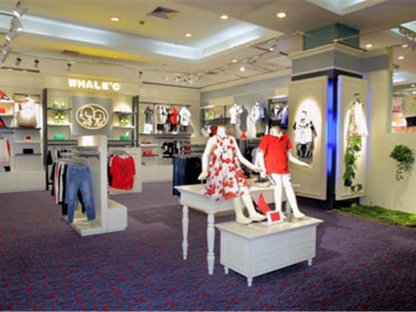 海威迩童装店铺展示