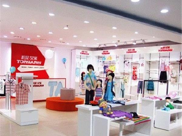 托尼艾米童装店铺展示