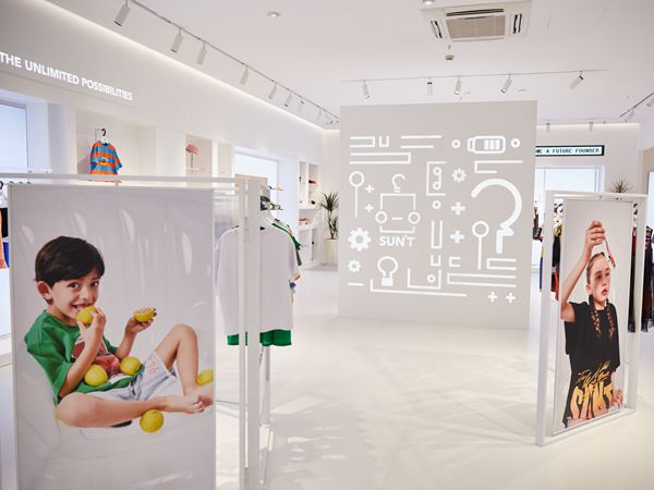 sun tomorrow童装店铺展示