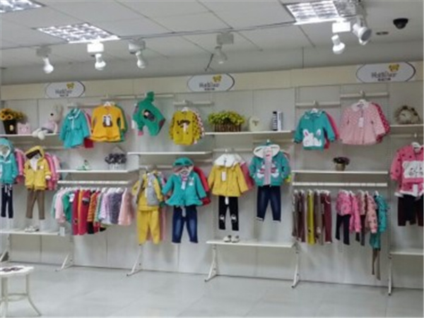 奈迪贝熊童装店铺展示