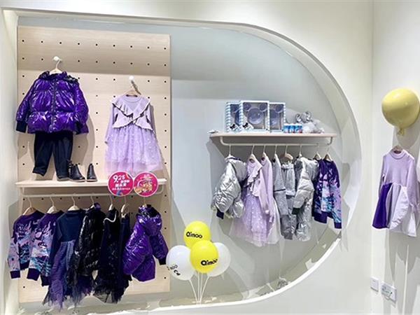 淇木童装店铺展示