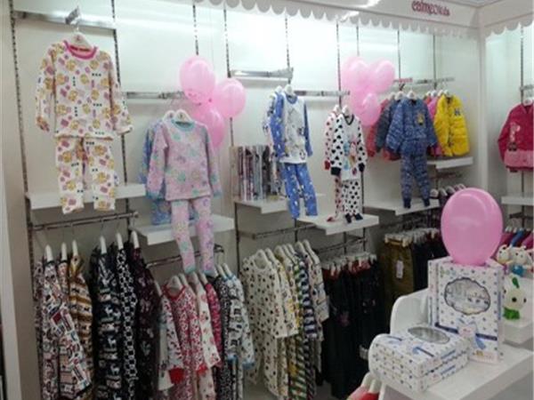凯特密欧童装店铺展示