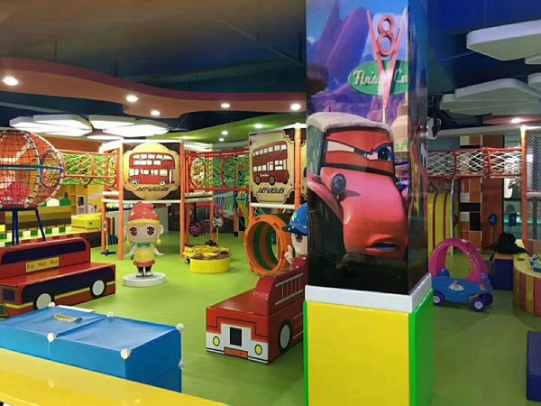 星期六童装店铺展示