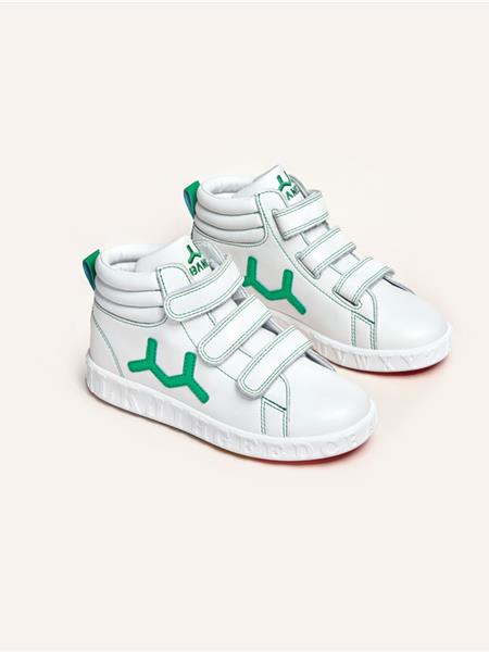 班队长童装产品图片