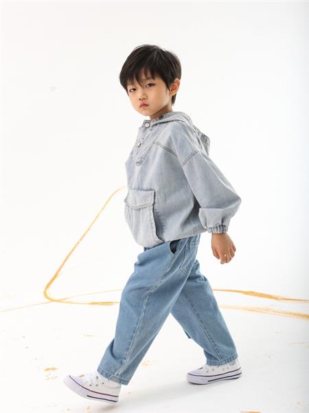 子穆童装产品图片