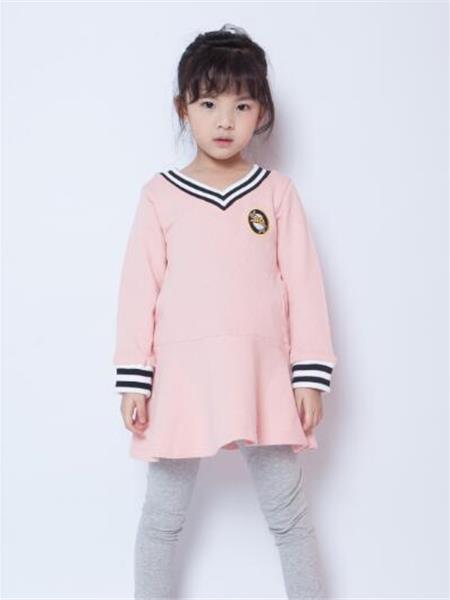 吉路比童装产品图片