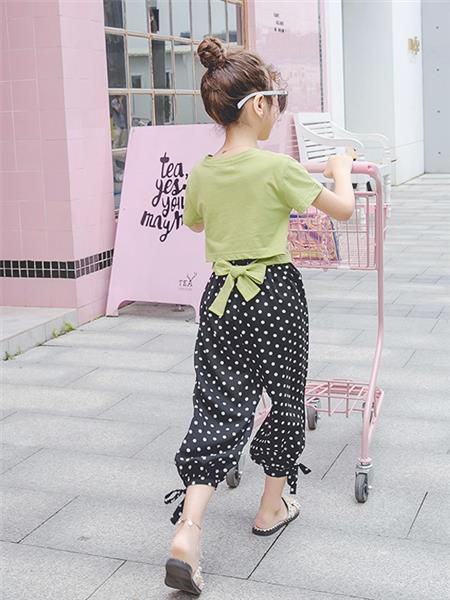 萌宝宝童装产品图片