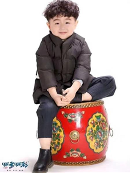 咪多咪彩童装产品图片