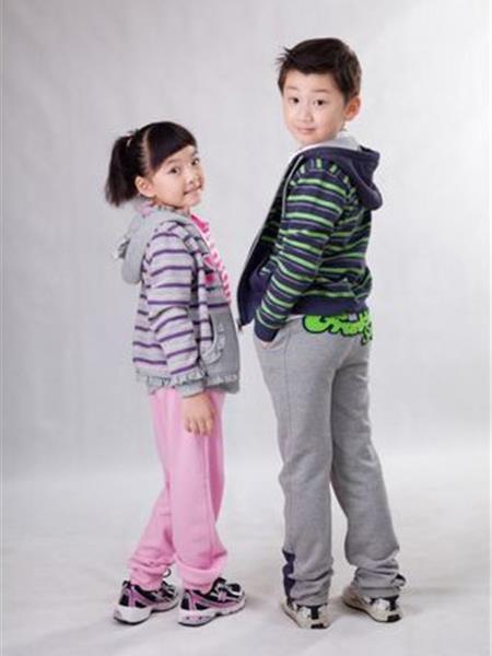 RILI FAMILY童装产品图片