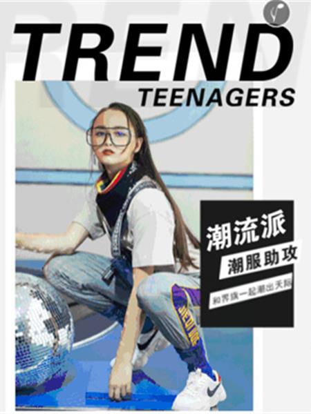 界旗童装产品图片
