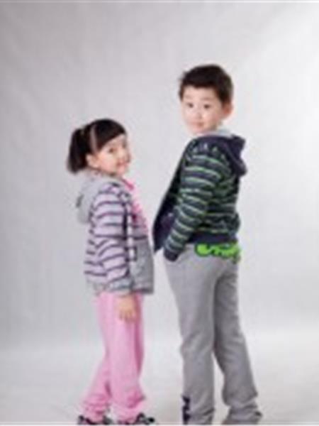 RILIFAMILY童装产品图片