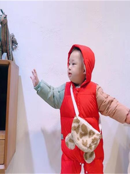 童园眷村童装产品图片