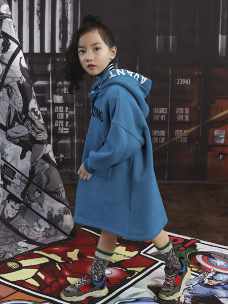 尼辛童装产品图片