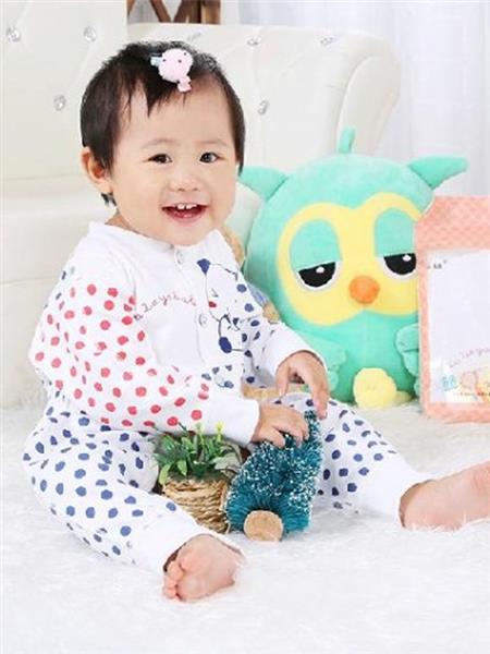 卡拉鸭童装产品图片