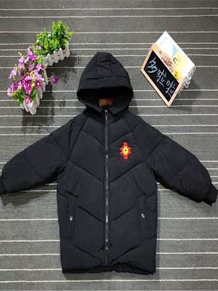 多啦啦童装产品图片